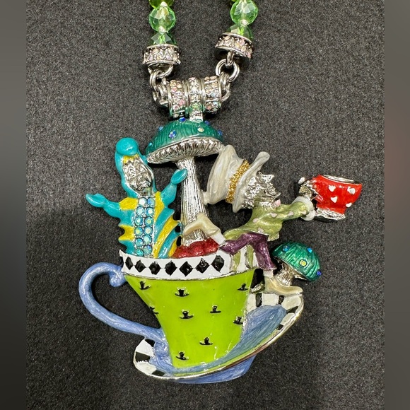 KIRKS FOLLY Wonderland Tea Party Magnetic Enhancer Silvertone - Picture 2 of 8